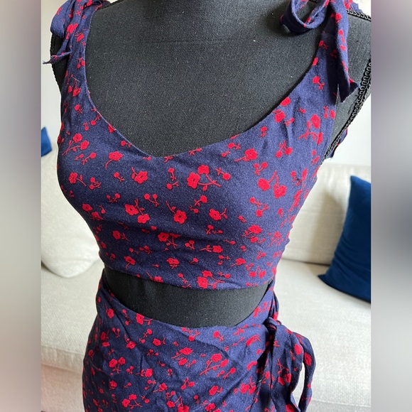 Reformation dress sz 4 - Picture 2 of 8